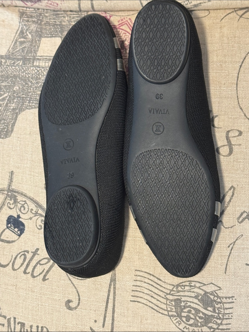 VIVAIA Tamia 2.0 Almond-toe Washable Black Slip-On Flats with Silver Stripes, 39 - Picture 7 of 11